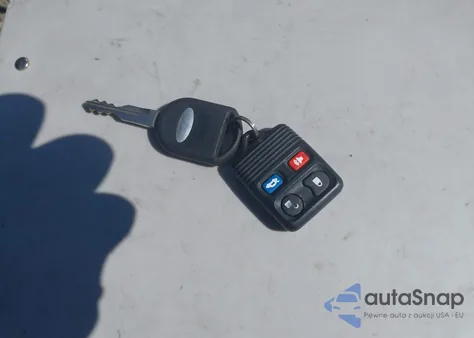 2000 Ford Taurus Se z USA, uszkodzony, nr VIN 1FAFP58U6YA102019